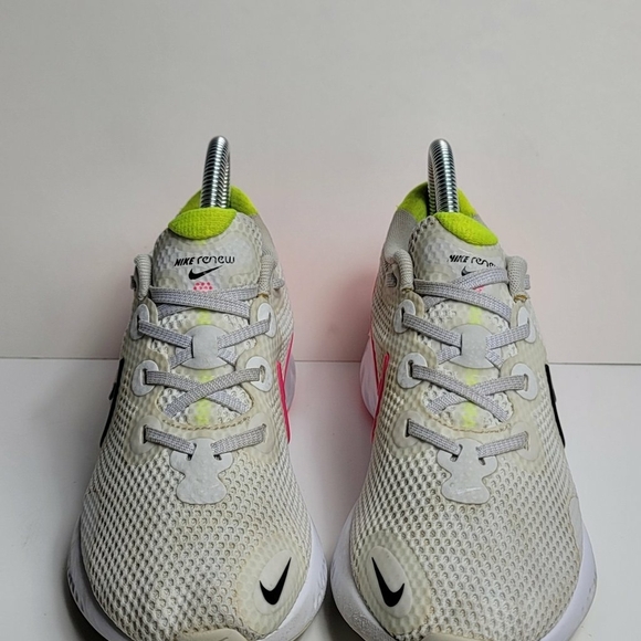 Nike Renew Run CK6360-005 White Pink Orange Woman Sz 6 Lightweight Running - Picture 5 of 9
